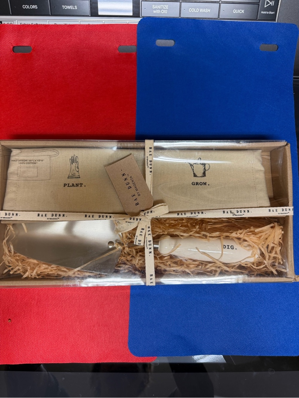 Rae Dunn Gift Set. Trowel and Apron in Gift Box
